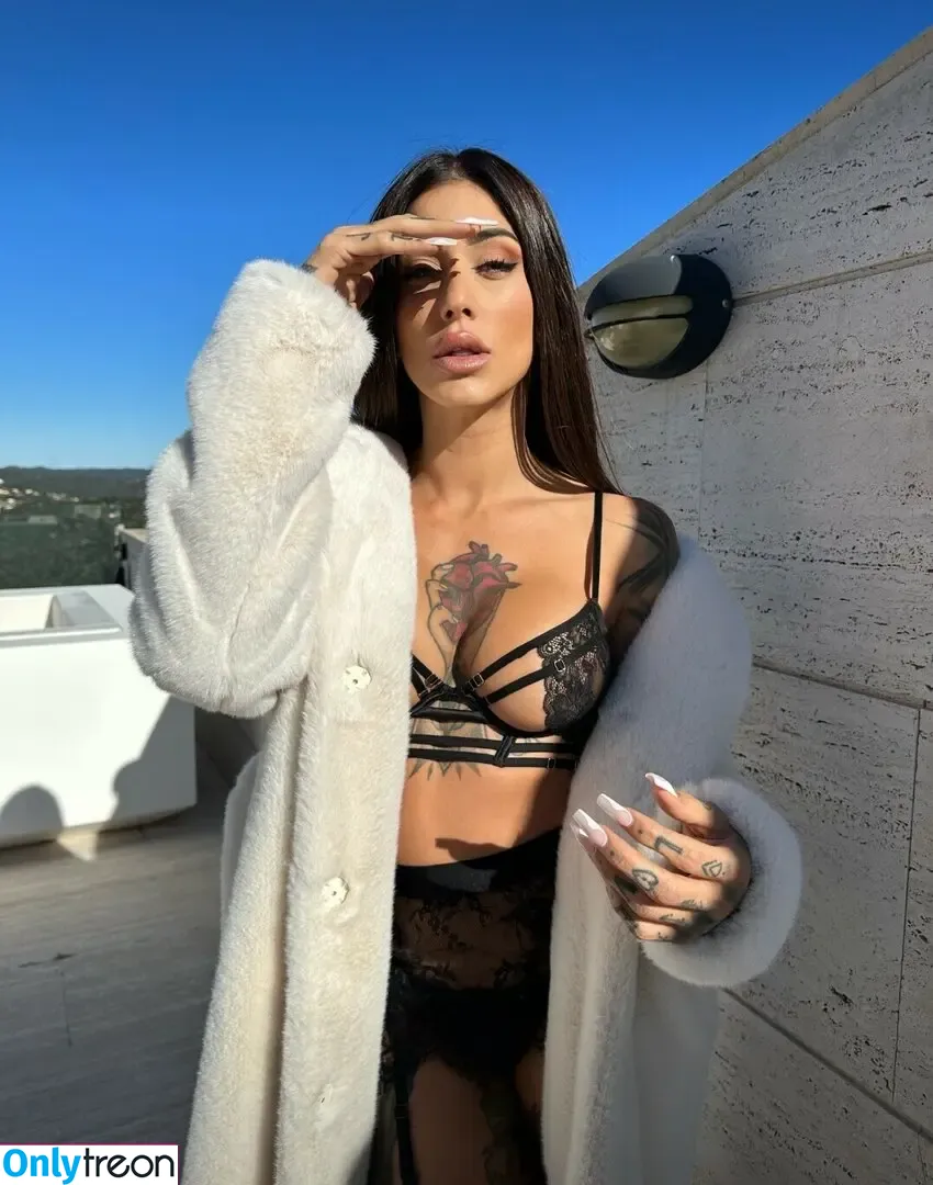 Cristina Herrera nude photo #0002 (itscrishr)