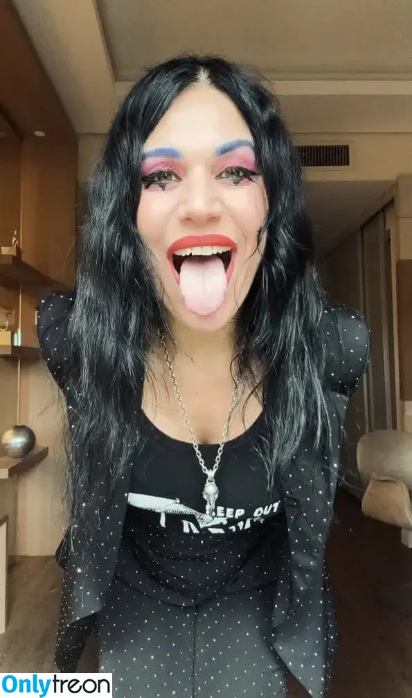Cristina Scabbia nude photo #0022 (cristinascabbia)