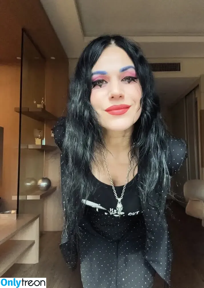 Cristina Scabbia nude photo #0023 (cristinascabbia)