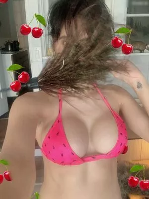 Cristina Vee Valenzuela / CristinaVee / cristinavox nude photo #0070