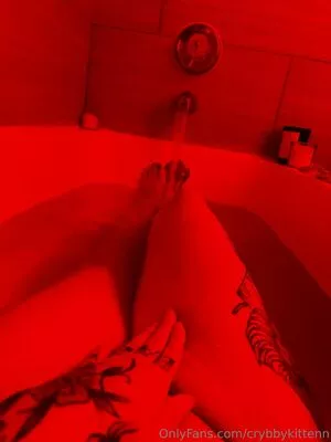 crybbykittenn / assliegh / crybbyykittenn фото голая #0145