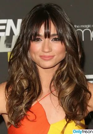 Crystal Reed / crystalmreed nude photo #0174