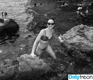 Crystal Reed / crystalmreed nude photo #0181