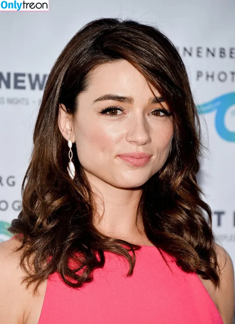 Crystal Reed голая photo #0036 (crystalmreed / crystalreed2)