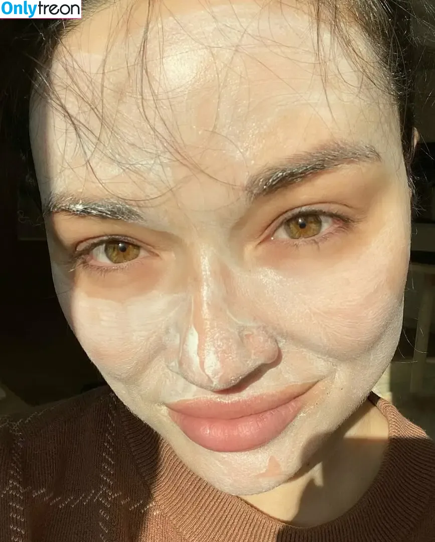 Crystal Reed nude photo #0153 (crystalmreed / crystalreed2)