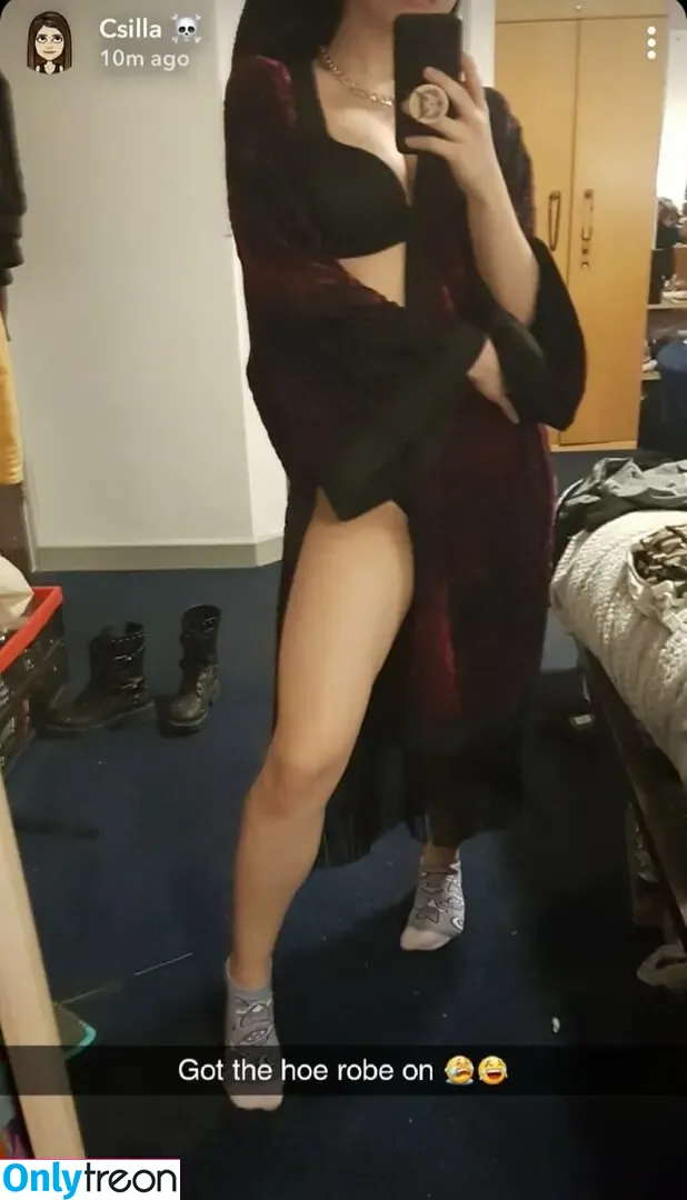 Csillabu nude photo #0016 (Csillabu)