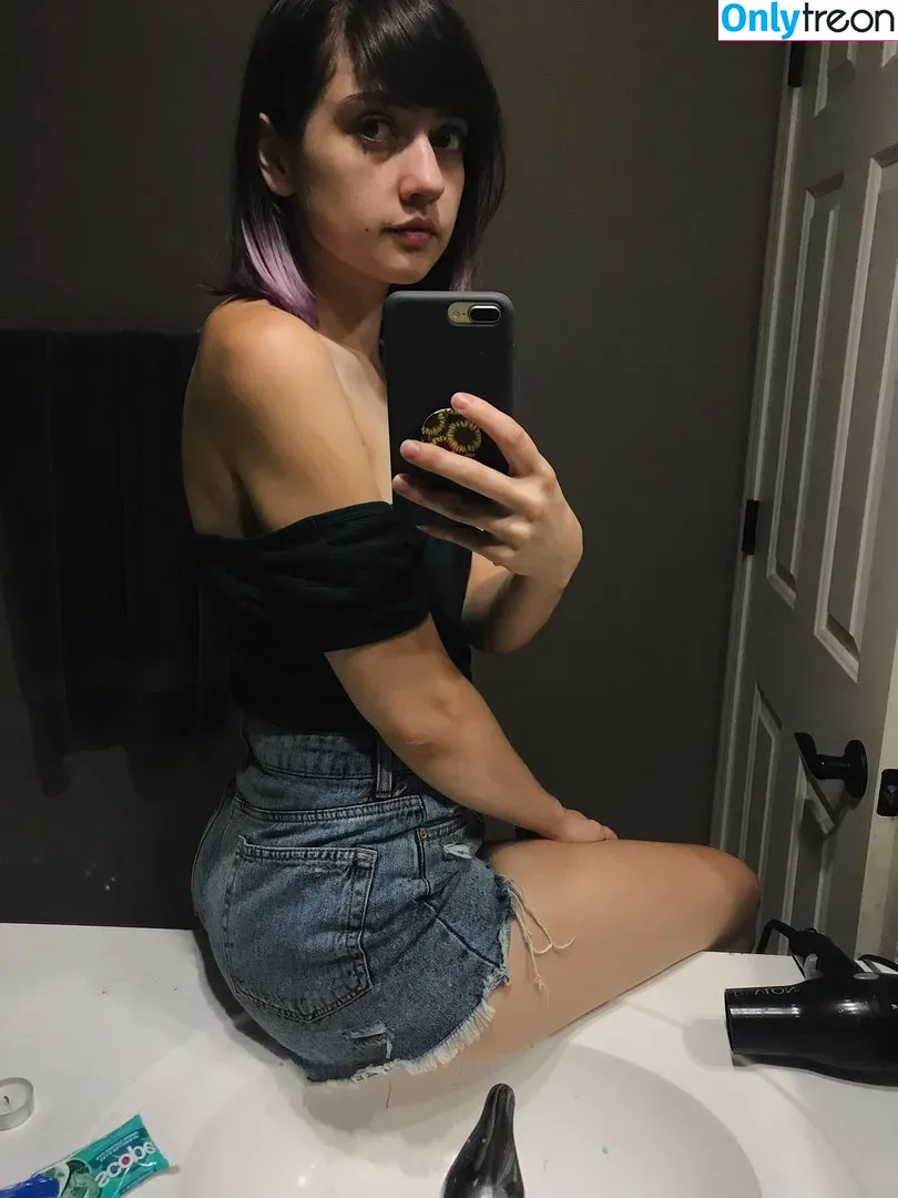 cucumberbutcooler nude photo #0020 (cucumberbutcooler)