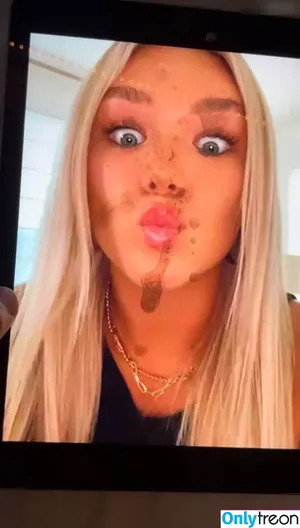 Cum Tributes / nikasofie nude photo #0642