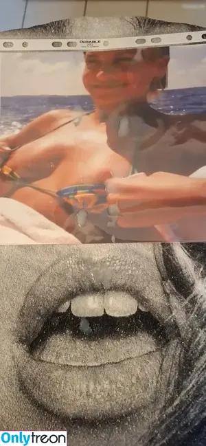 Cum Tributes / nikasofie фото голая #0745