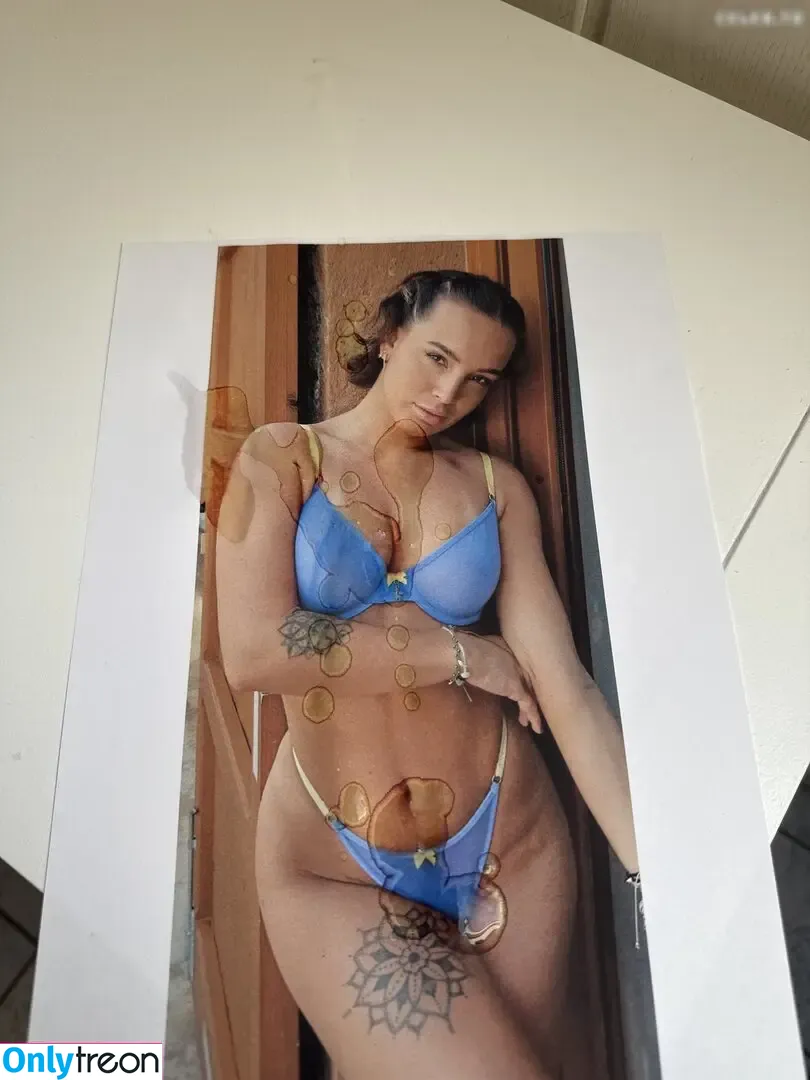Cum Tributes голая photo #0737 (nikasofie)