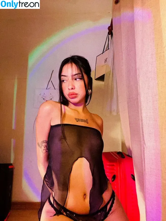 cuncubinaaa nude photo #0012 (cinnachub / cuncubinaa)