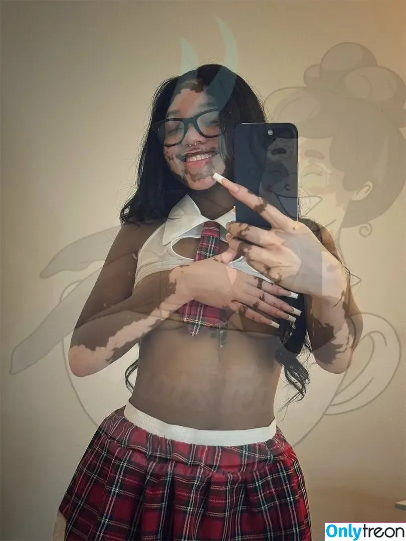 Curiousiteaaa nude photo #0029 (Traycee Teaa)