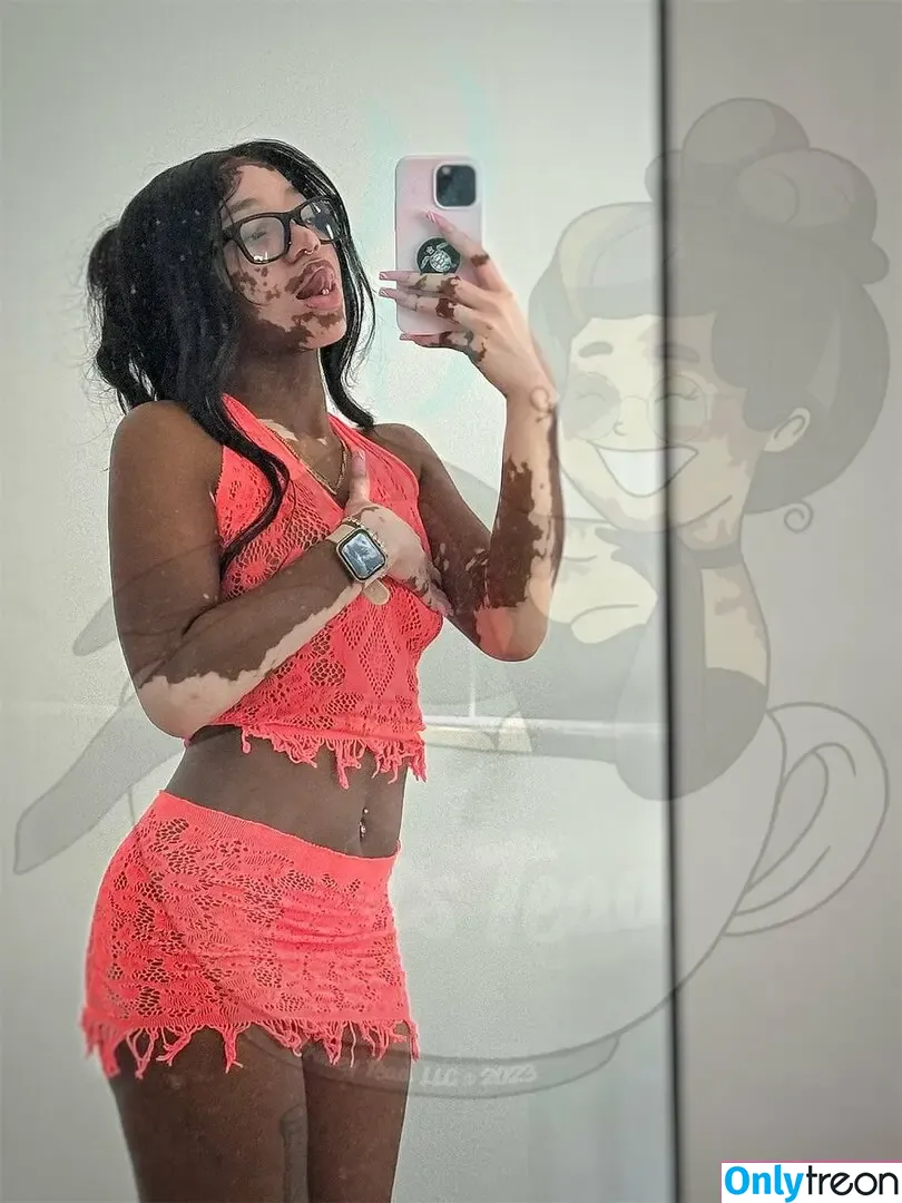 Curiousiteaaa голая photo #0037 (Traycee Teaa)
