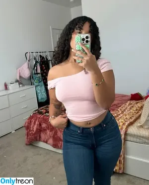 Curlybeanraver nude photo #0045