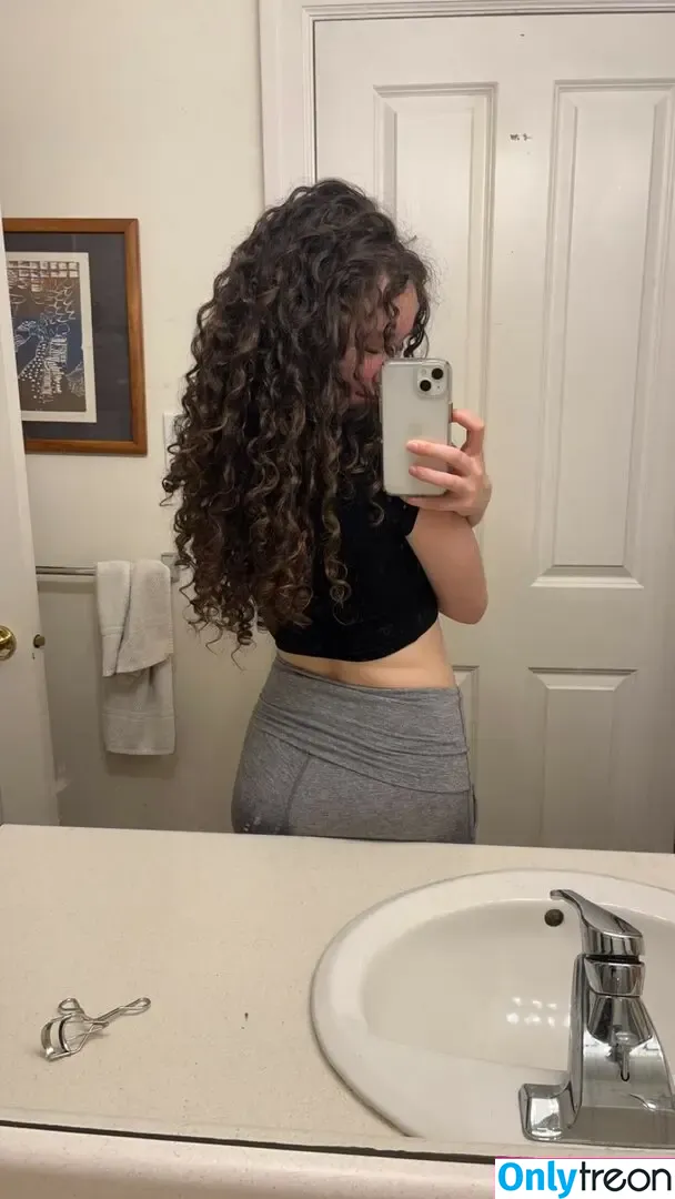 curlykinkycutie nude photo #0007 (curlycoilycutie / curlycutiexs)