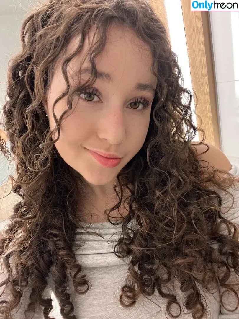 curlykinkycutie nude photo #0037 (curlycoilycutie / curlycutiexs)