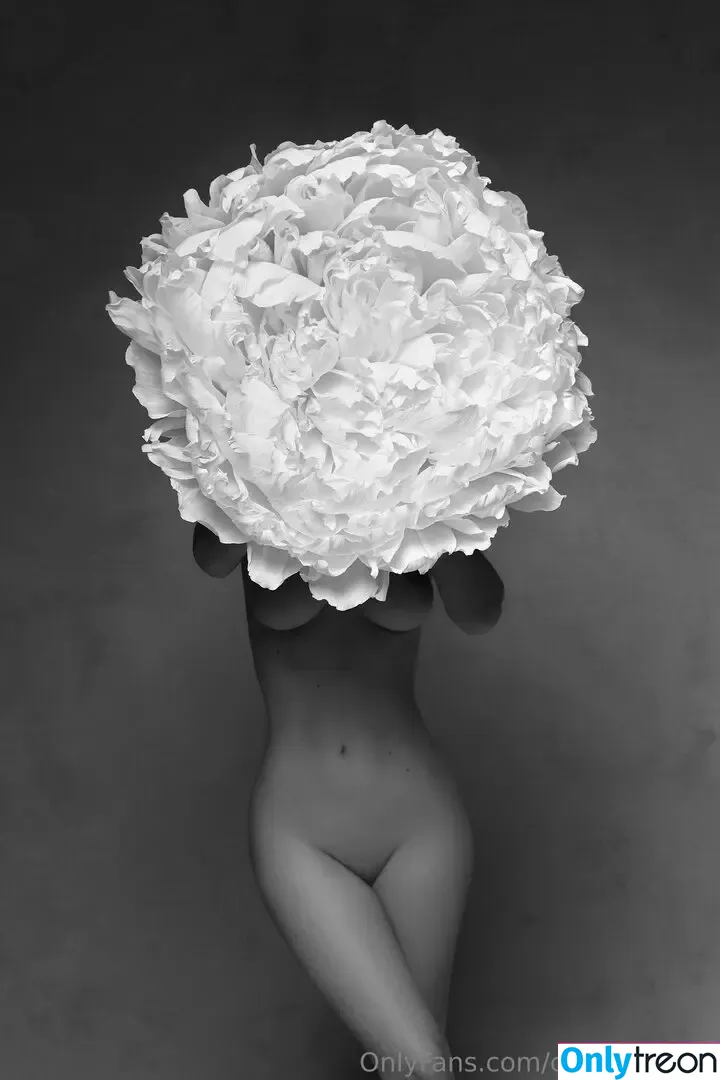 curlywiktoria nude photo #0541 (curlyvictoria / curlyyycue / wiktoria moldawiak)