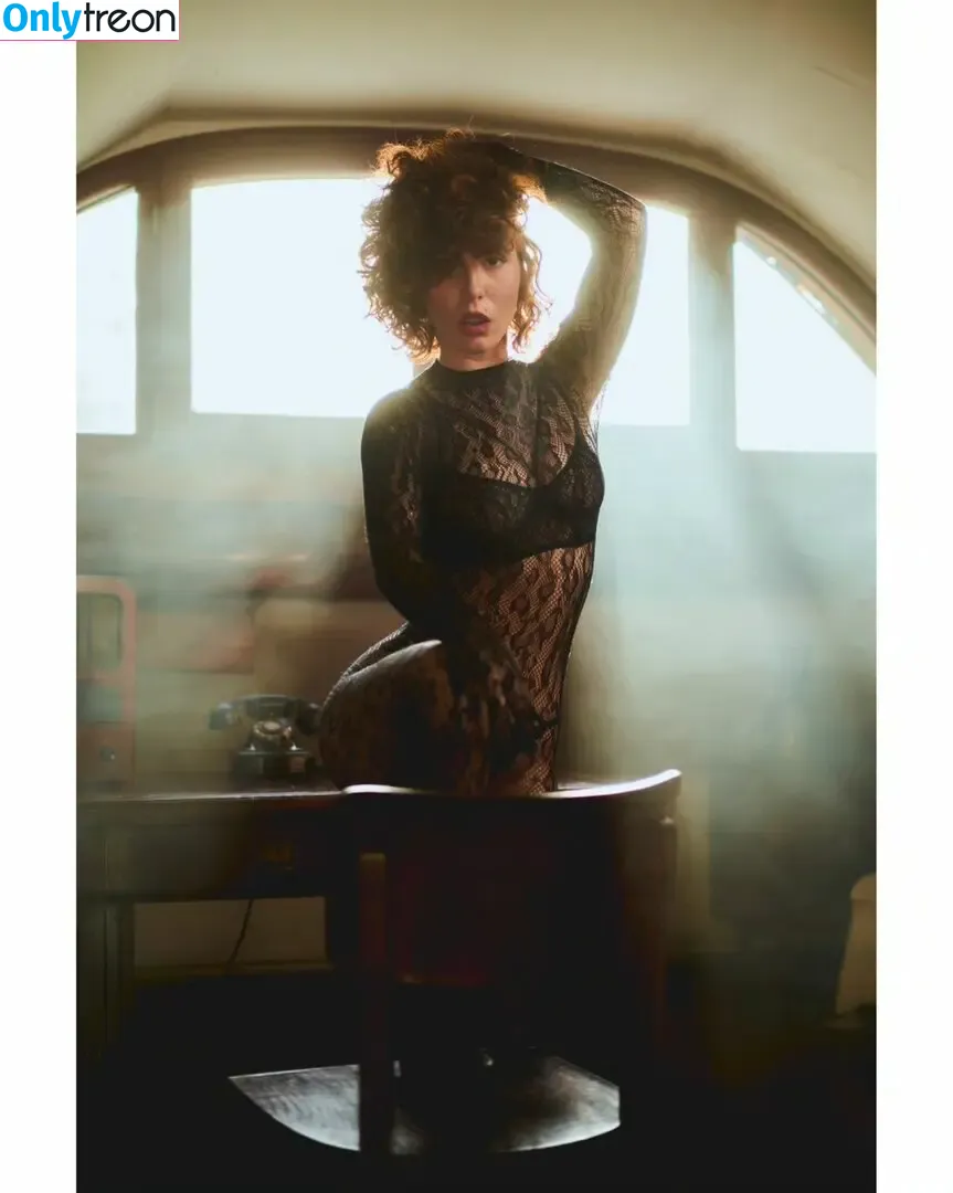 curlywiktoria nude photo #0592 (curlyvictoria / curlyyycue / wiktoria moldawiak)