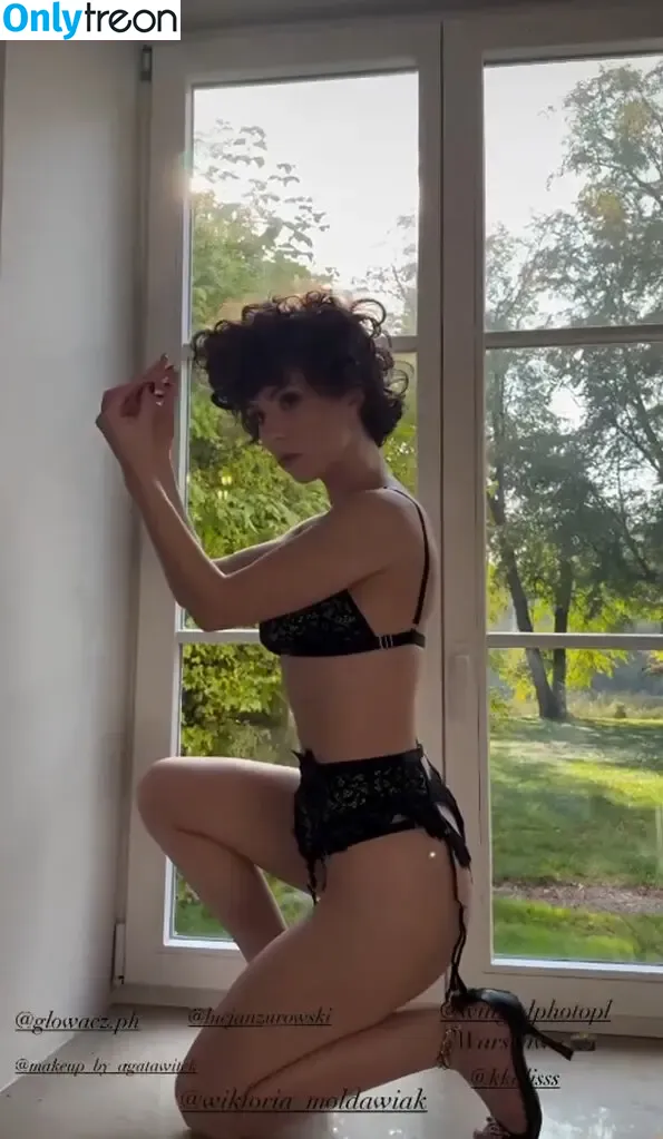curlywiktoria nude photo #0791 (curlyvictoria / curlyyycue / wiktoria moldawiak)