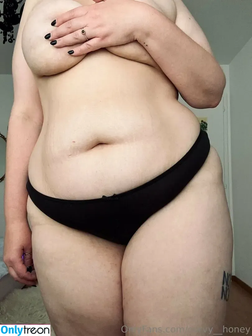 curvy__honey nude photo #0019 (curvy_honey_model)