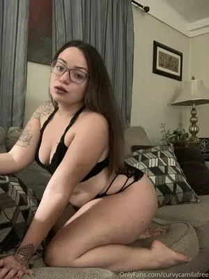 curvycamilafree / camillembaye nude photo #0008