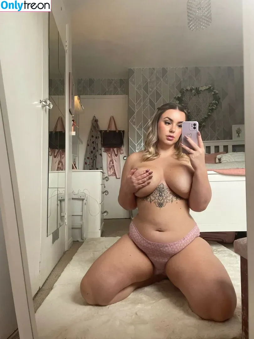 curvygirllou nude photo #0004 (abi_lou89_ / curvygirlAL)