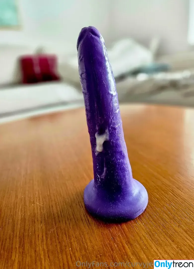 curvyjessicajiggles nude photo #0061 (haunting_elephant_77 / jessicaokoli_ / u)