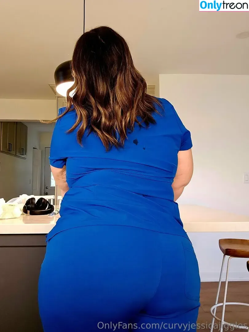curvyjessicajiggles nude photo #0089 (haunting_elephant_77 / jessicaokoli_ / u)