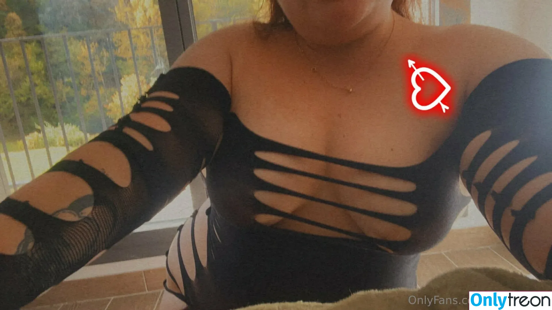 curvymask nude photo #0402 (curvymask)