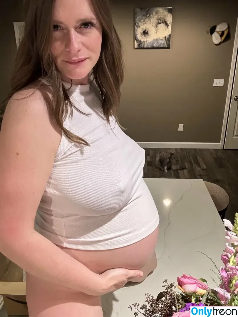 Curvymilf nude photo #0017 (NuclearKC / lovecurvywomen)