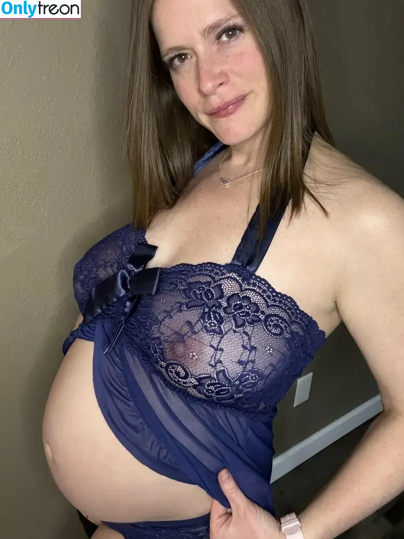 Curvymilf nude photo #0024 (NuclearKC / lovecurvywomen)