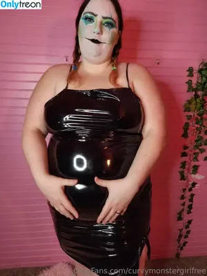 curvymonstergirlfree / freaky_litty_af nude photo #0124