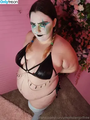 curvymonstergirlfree / freaky_litty_af nude photo #0126