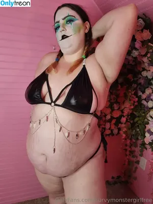 curvymonstergirlfree / freaky_litty_af nude photo #0128