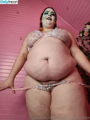 curvymonstergirlfree / freaky_litty_af nude photo #0130