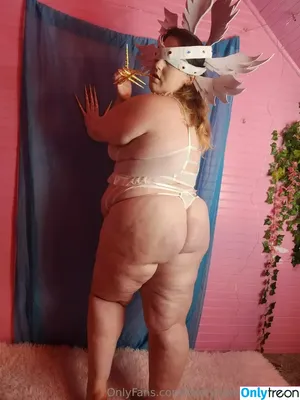 curvymonstergirlfree / freaky_litty_af nude photo #0144