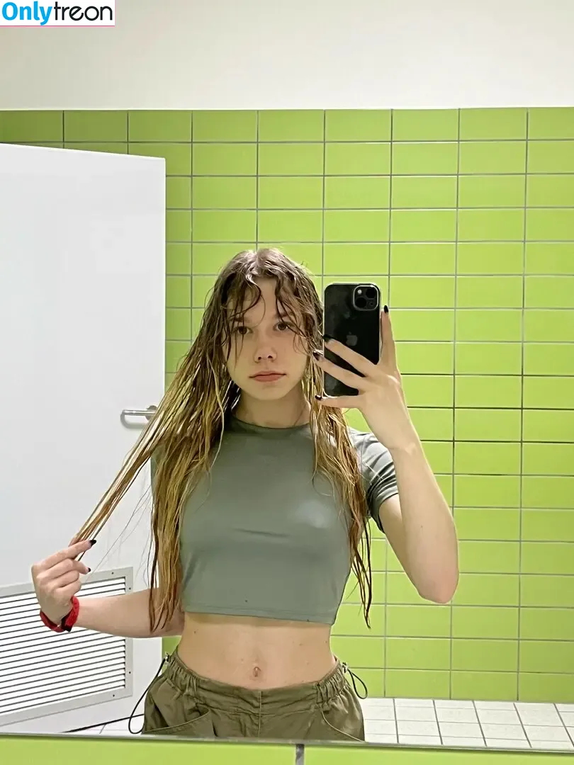 cusnee nude photo #0010 (_cusnee)