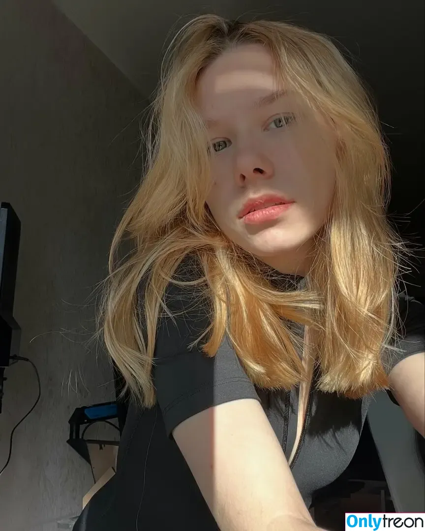 cusnee nude photo #0021 (_cusnee)