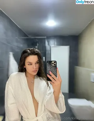  nude photo #0004