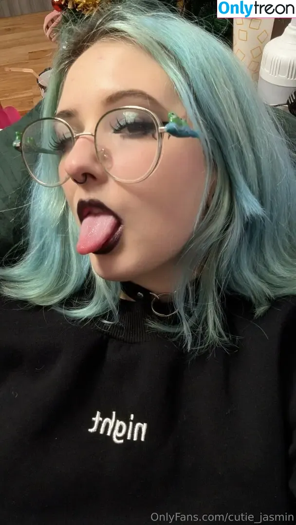 cutie_jasmin nude photo #0016 (09_jas_mine)