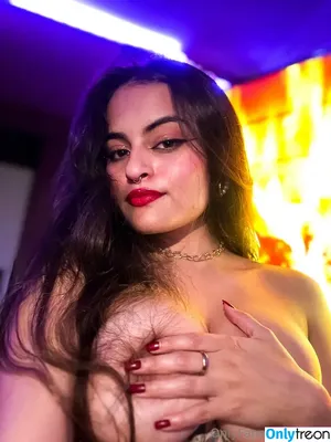 cxlila / lilaxenia nude photo #0008