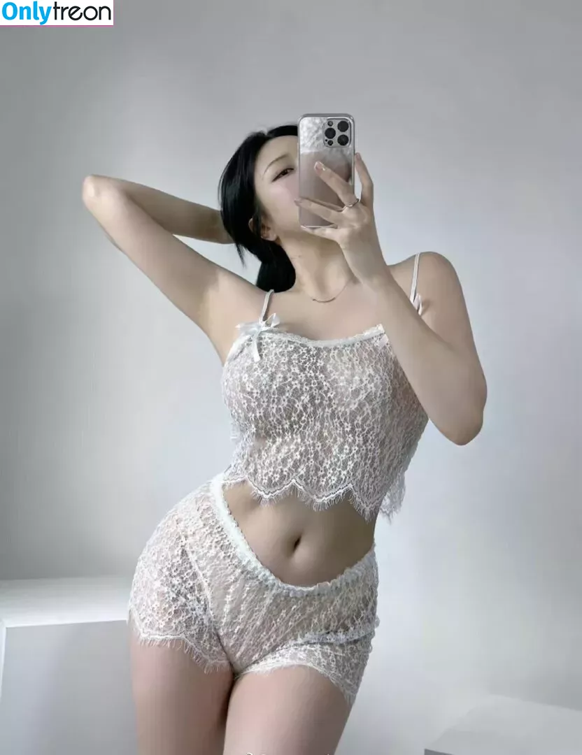 cxxsomi nude photo #0020 (cxxsomi)