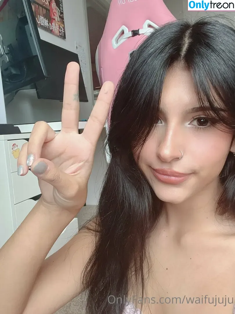 cyberjujuu nude photo #0011 (cyberjujuxo)