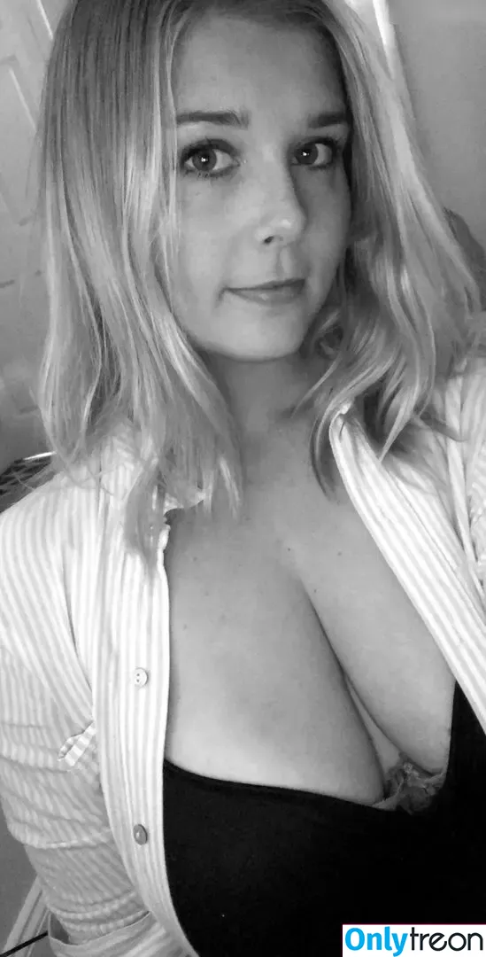 cybertits nude photo #1410 (interstellartits)
