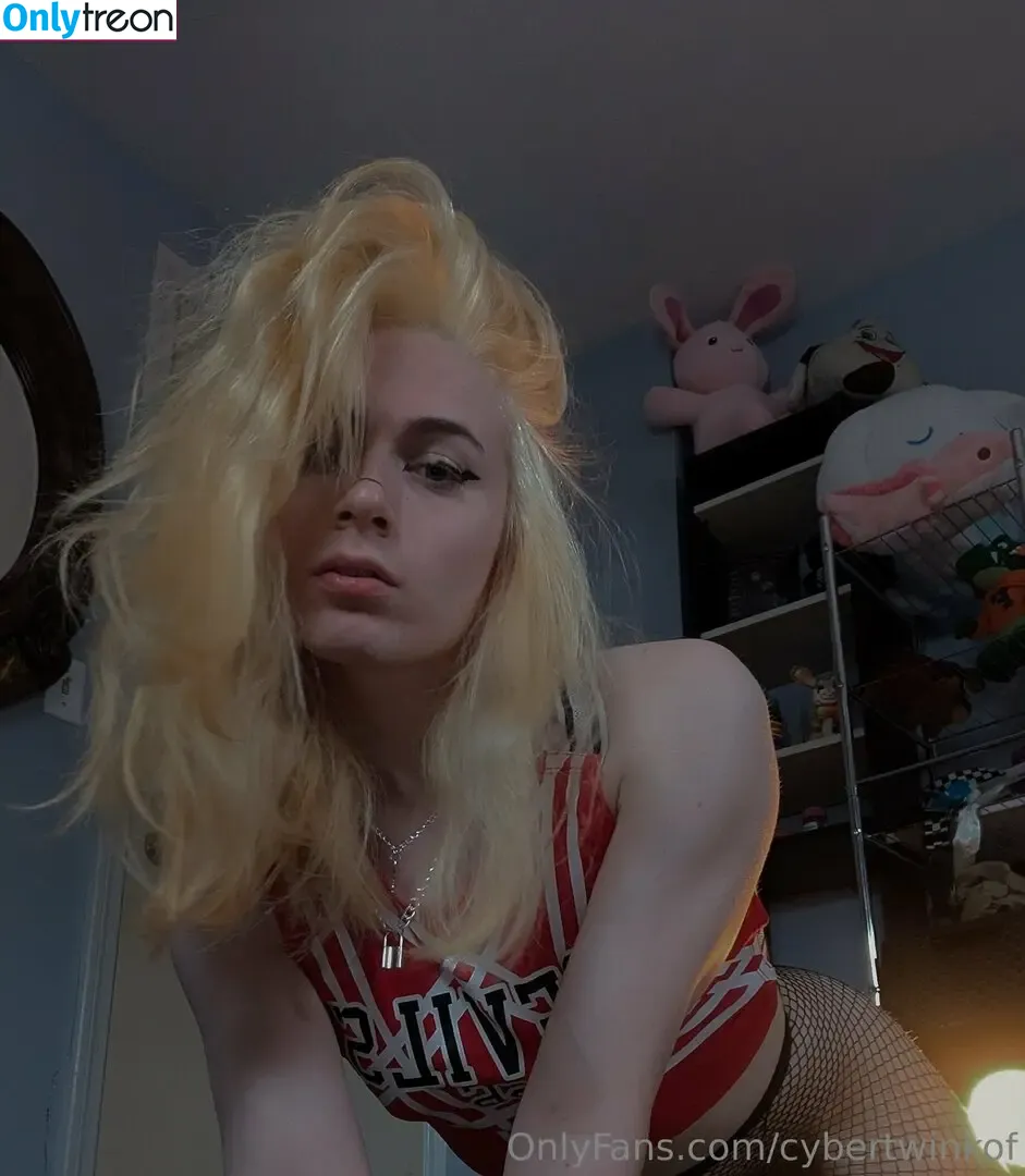 cybertwinkof nude photo #0019 (cybertwinkof)