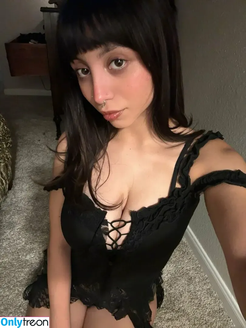 d00mlee nude photo #0053 (damileearch / thotmegumi)