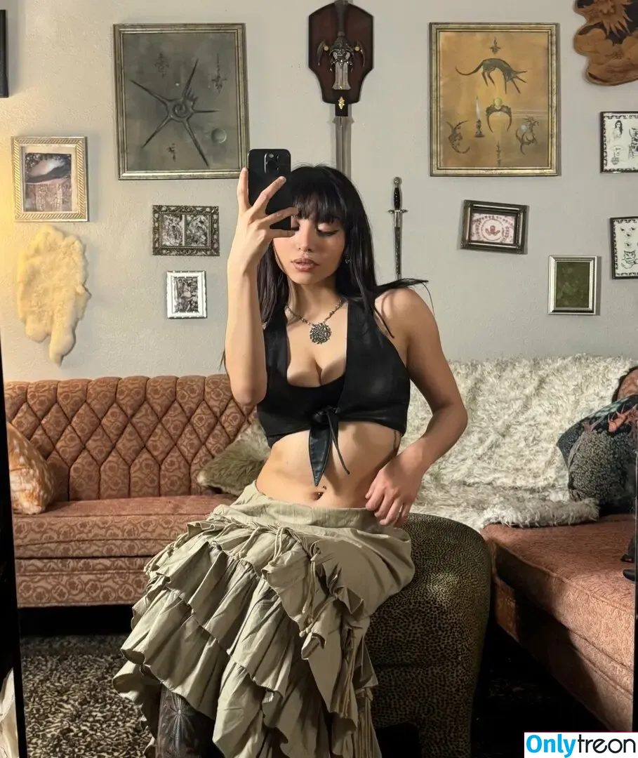 d00mlee nude photo #0065 (damileearch / thotmegumi)