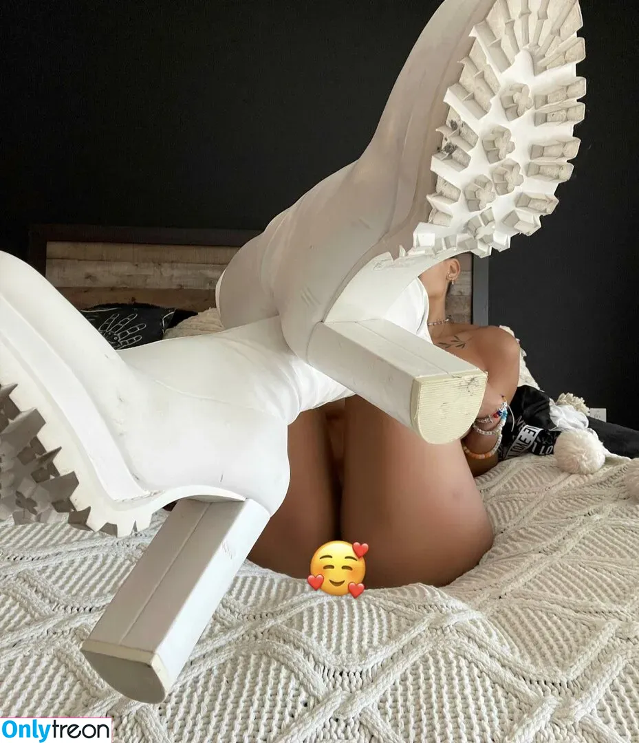 daddieslittlefox nude photo #0004 (pariseike)