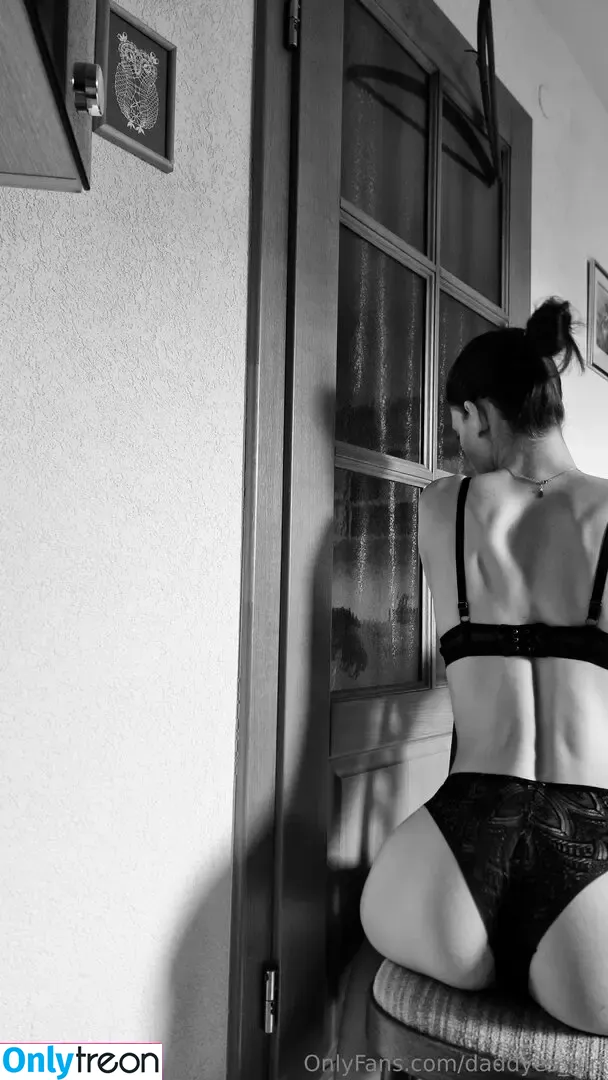 daddyes_girl nude photo #0023 (daddysgirl.eg)
