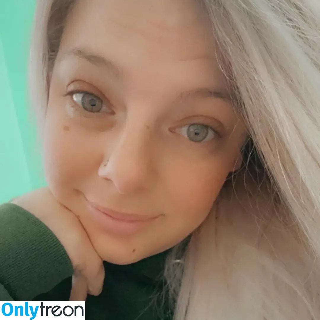Daddys-little-whore6 / theonlycaryn nude photo #0005 (Daddys-little-whore6 / wh0re2021)